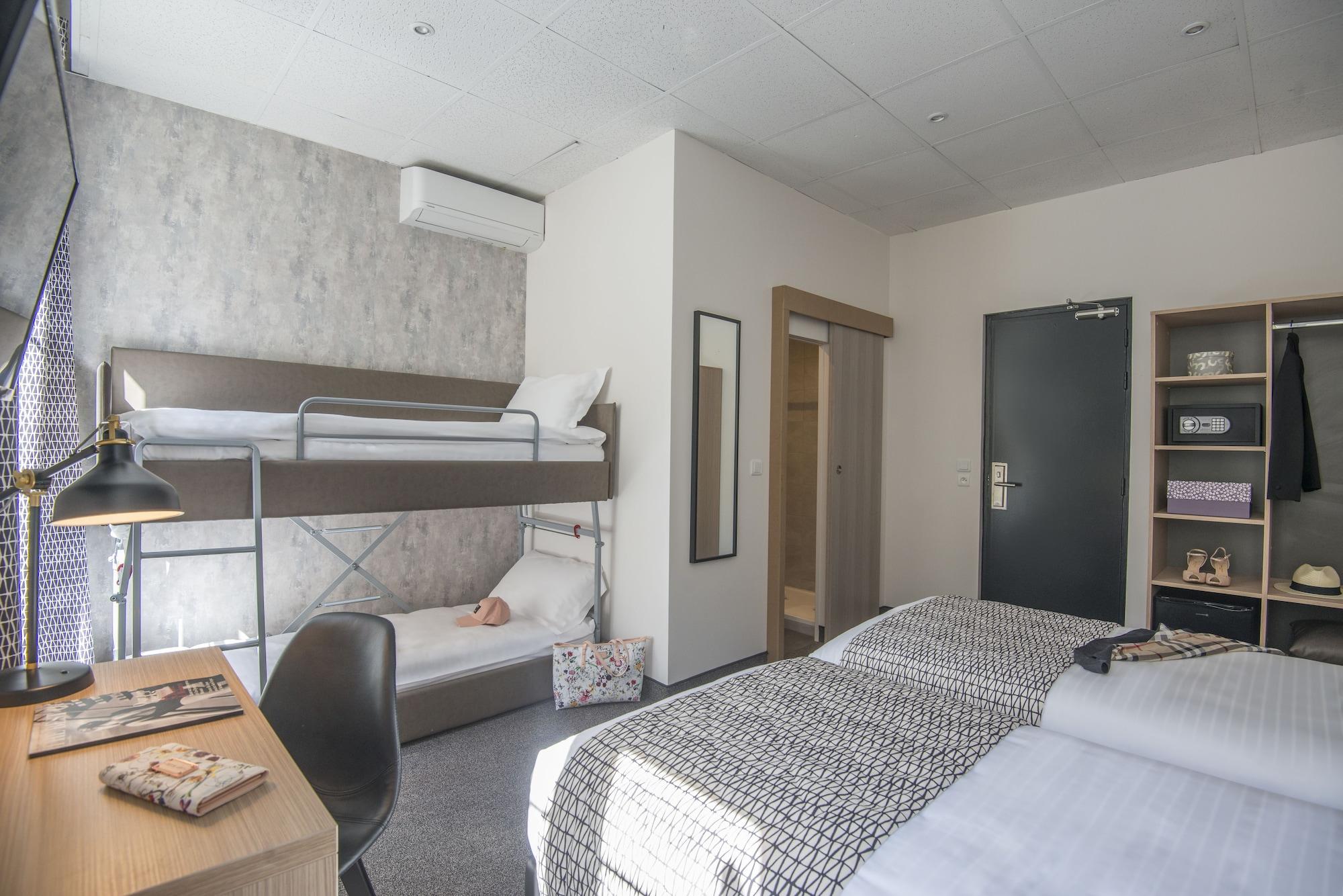 Saint Gothard Hotel 3*