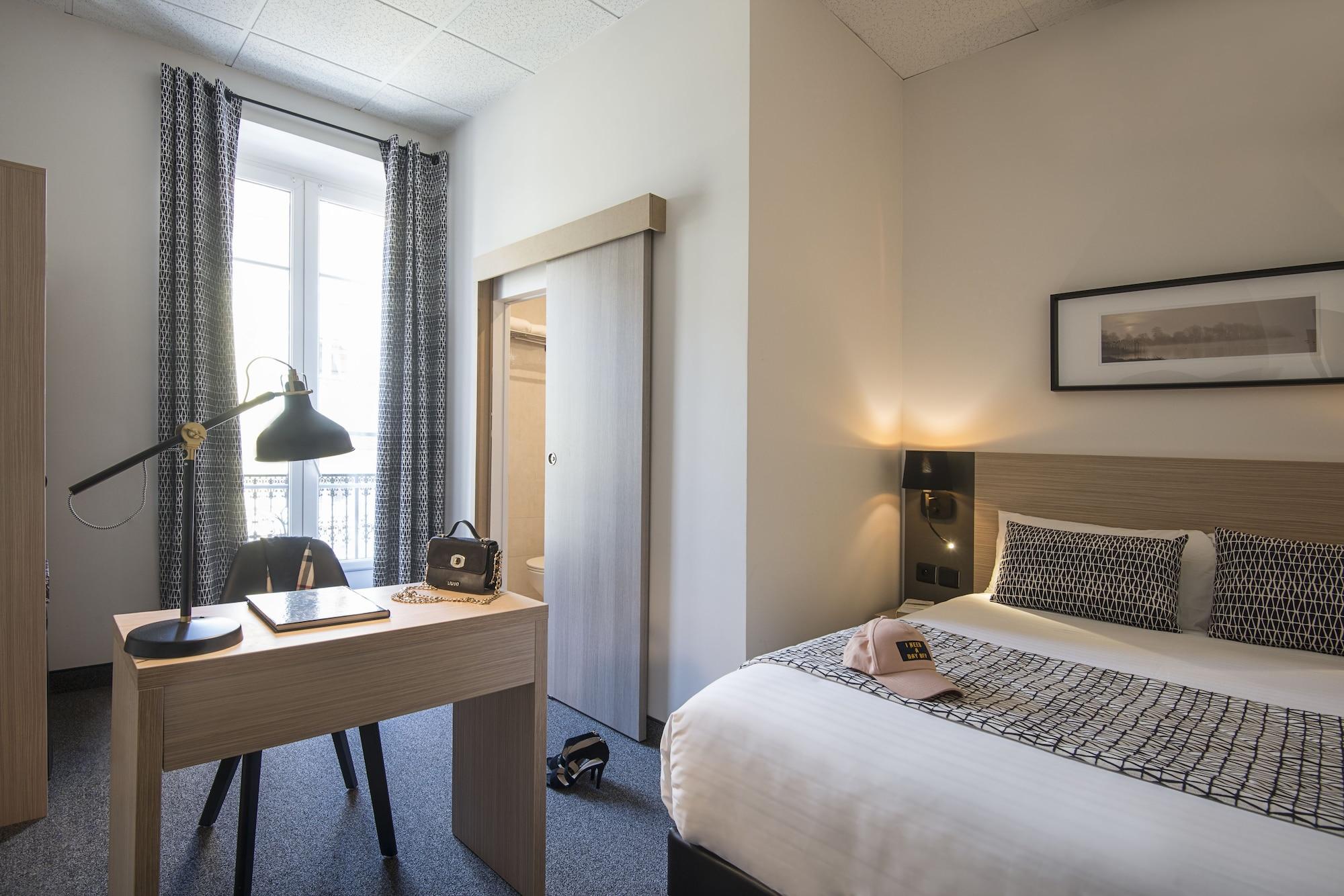 Saint Gothard Hotel 3*